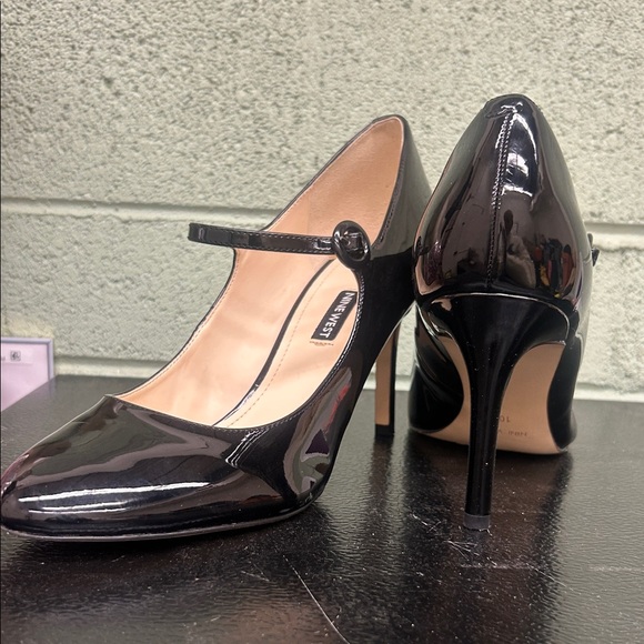 Nine West Black Patent Mary Jane Heels - Picture 3 of 3